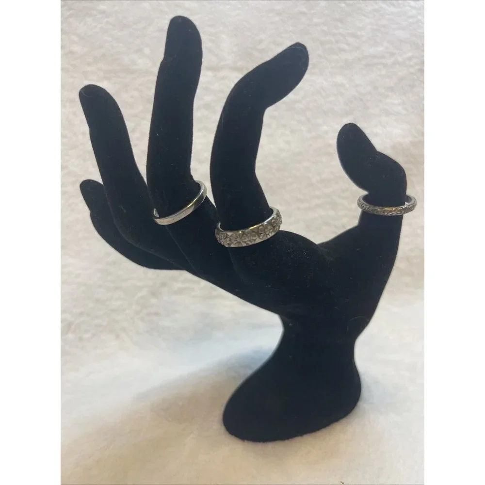Set of 3 size 6 1/4 metal alloy ring stack bundle - Picture 3 of 6
